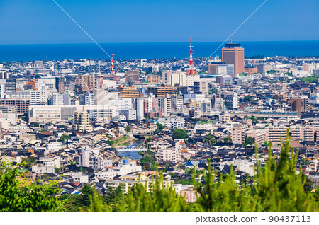 Kanazawa Area toward the prefectural office as seen from Utatsuyama 90437113