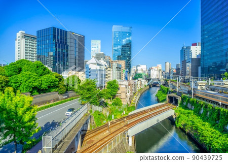 東京初夏御茶水 90439725