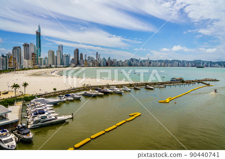 Balneario Camboriu 90440741
