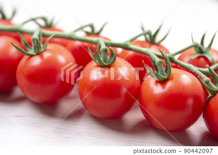 Fresh and delicious tufted tomatoes 90442097