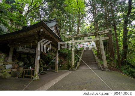 [Ishikawa Prefecture] Hakusan Hime Shrine 90443008