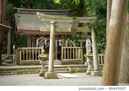 [Ishikawa Prefecture] Hakusan Hime Shrine 90443097