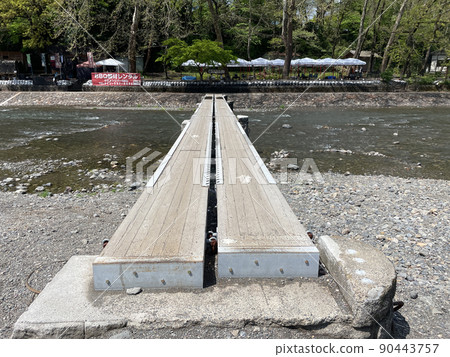 Settlement bridge Settlement bridge 90443757