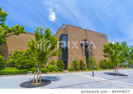 大阪市立東洋陶瓷博物館 新鮮的綠色季節 90444057
