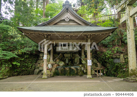 [Ishikawa Prefecture] Hakusan Hime Shrine 90444406