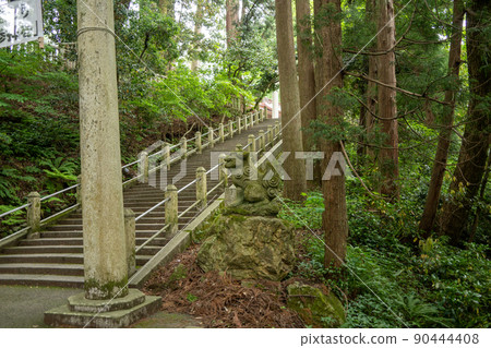 [Ishikawa Prefecture] Hakusan Hime Shrine 90444408