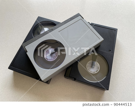 Beta videotape 90444513