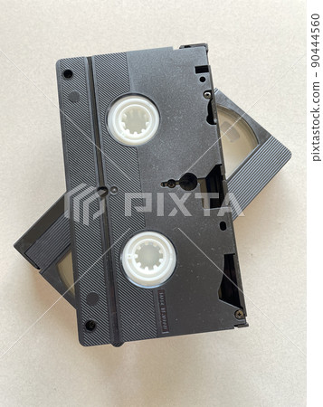 VHS videotape 90444560