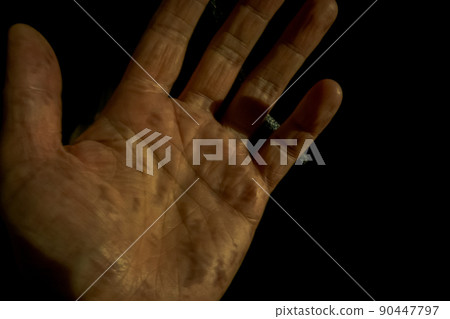 手 手心 舉起 90447797