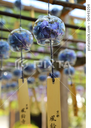 Wind chime festival of Shojuin (commonly known as wind chime temple) [Ujitawara Town, Kyoto Prefecture] 90449204