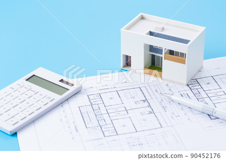 房子和房子圖紙和計算器 90452176