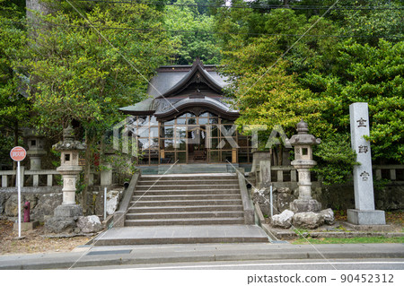[Ishikawa Prefecture] Kinkengu Shrine 90452312