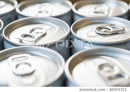 Aluminum cans 90453722