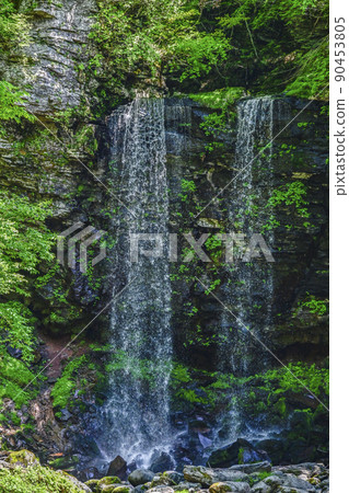 Hirugano 高原 Meoto 瀑布 90453805