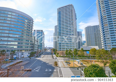 Scenery on the west side from the intersection in front of Keiyu Hospital in Minato Mirai, Yokohama Scenery on the west side from the intersection in front of Keiyu Hospital in Minato Mirai, Yokohama 90455363