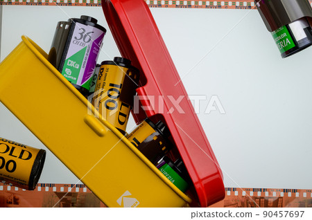 Film case and negative film, silver halide film Film case and negative film, silver halide film 90457697