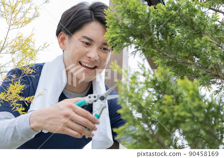 年輕的播種機 90458169