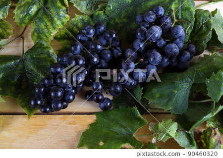 Wine grape on table Wine grape on table 90460320