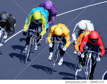 Cycling up Cycling up 90465137