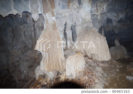 Fairy Cave in Bau, Sarawak, Borneo, Malaysia 90465163