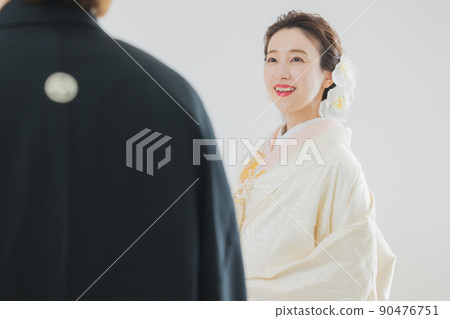 純白色棉質帽子 90476751