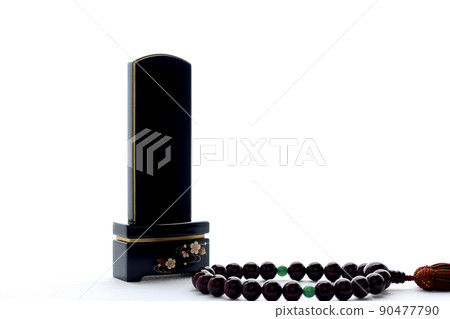 Modern lacquer mortuary tablets and japamala for memorial service at hand 2 90477790