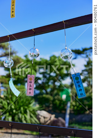 Aira Shrine (Wakimoto, Aira City, Kagoshima Prefecture) Summer tradition, wind chimes Aira Shrine (Wakimoto, Aira City, Kagoshima Prefecture) Summer tradition, wind chimes 90480761