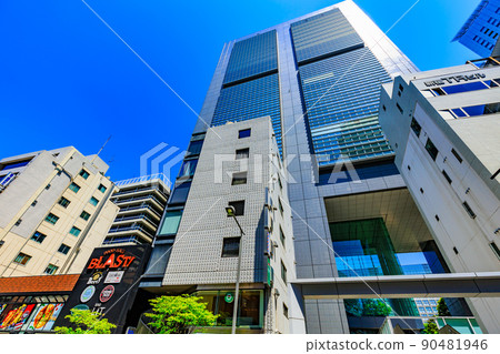 東京都澀谷區代代木的都市風景 JR東本部大樓 東京都澀谷區代代木的都市風景 JR東本部大樓 90481946