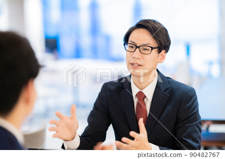 一個談投資熱情的商人 一個談投資熱情的商人 90482767
