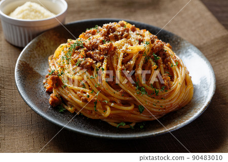 Spaghetti Bolognese 90483010