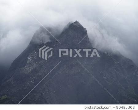RPG風格的山景“日式形象”（鹿兒島） 90483308