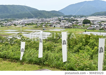 Overlooking Sekigahara from the site of Mitsunari Ishida, Sasaoyama 90485020