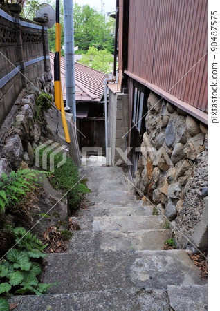 Kutsuwakoji [Iida City, Nagano Prefecture] 90487575