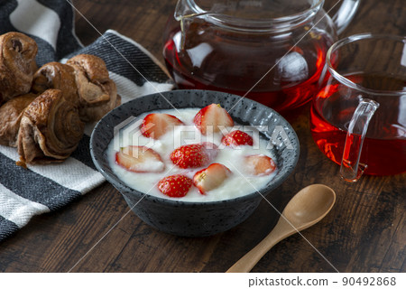 Breakfast image of yogurt with strawberries served in pottery Breakfast image of yogurt with strawberries served in pottery 90492868
