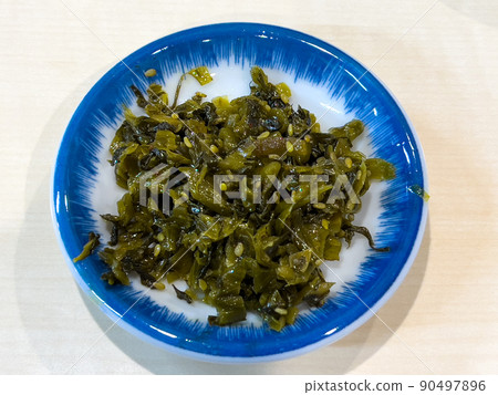 高名放在一個小碗裡 90497896