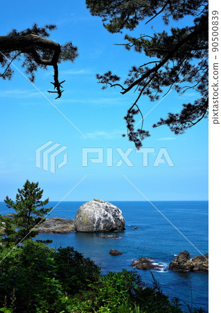 beautiful sky and sea beautiful sky and sea 90500839