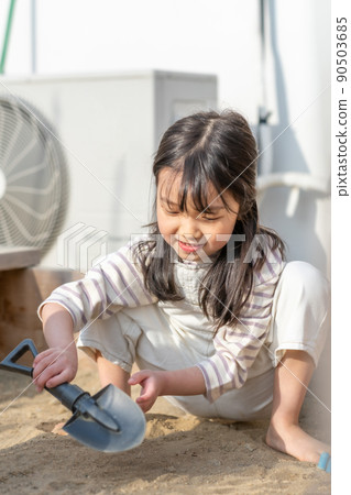 兒童生活方式沙盤遊戲情感五感觸覺 兒童生活方式沙盤遊戲情感五感觸覺 90503685