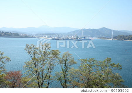 春天的氣仙沼灣 90505902