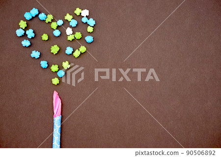 手持煙花和konpeito 手持煙花和konpeito 90506892
