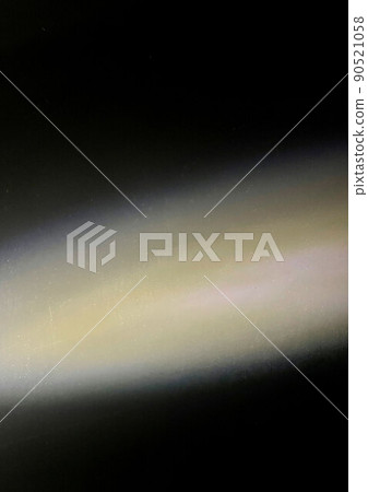 黑色背景上的抽象鏡頭耀斑黃光 90521058