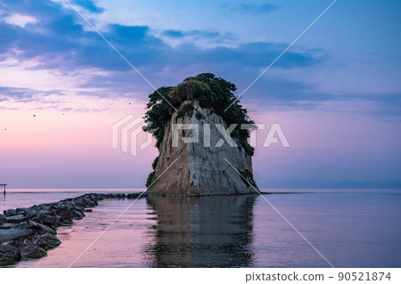 《Ishikawa Prefecture》 Dawn of Mitsukejima 《Ishikawa Prefecture》 Dawn of Mitsukejima 90521874