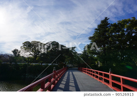 學橋前往堅不可摧的城堡小田原城 學橋前往堅不可摧的城堡小田原城 90526913