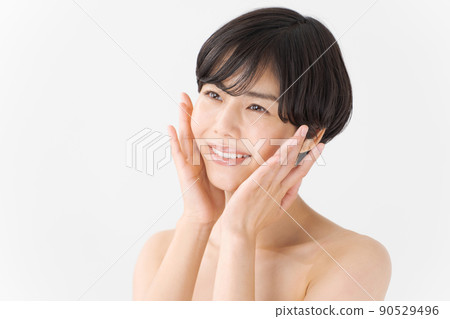 Beauty décolletage white background 90529496