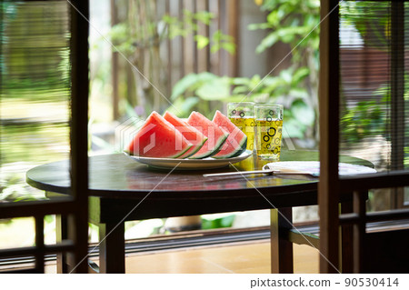 切西瓜和涼茶 90530414