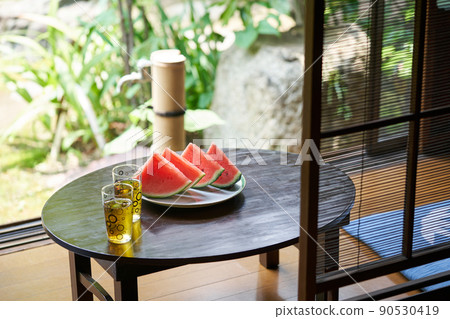 切西瓜和涼茶 90530419