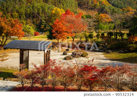 秋信州上田秋葉鹽田平原(信州鎌倉)中禪寺 秋信州上田秋葉鹽田平原(信州鎌倉)中禪寺 90532314