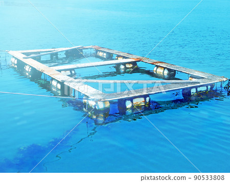 Harbor scenery cage [horizontal composition] 90533808