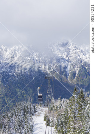 View from Shin-Hotaka Ropeway Ropeway First Snow Cover Hotaka Mountain Range Snowy Mountain Snowscape View from Shin-Hotaka Ropeway Ropeway First Snow Cover Hotaka Mountain Range Snowy Mountain Snowscape 90534231