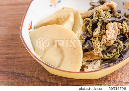 春味竹筍蕨菜 春味竹筍蕨菜 90534796