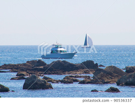 Scenery from Hayama Morito coast 90536337